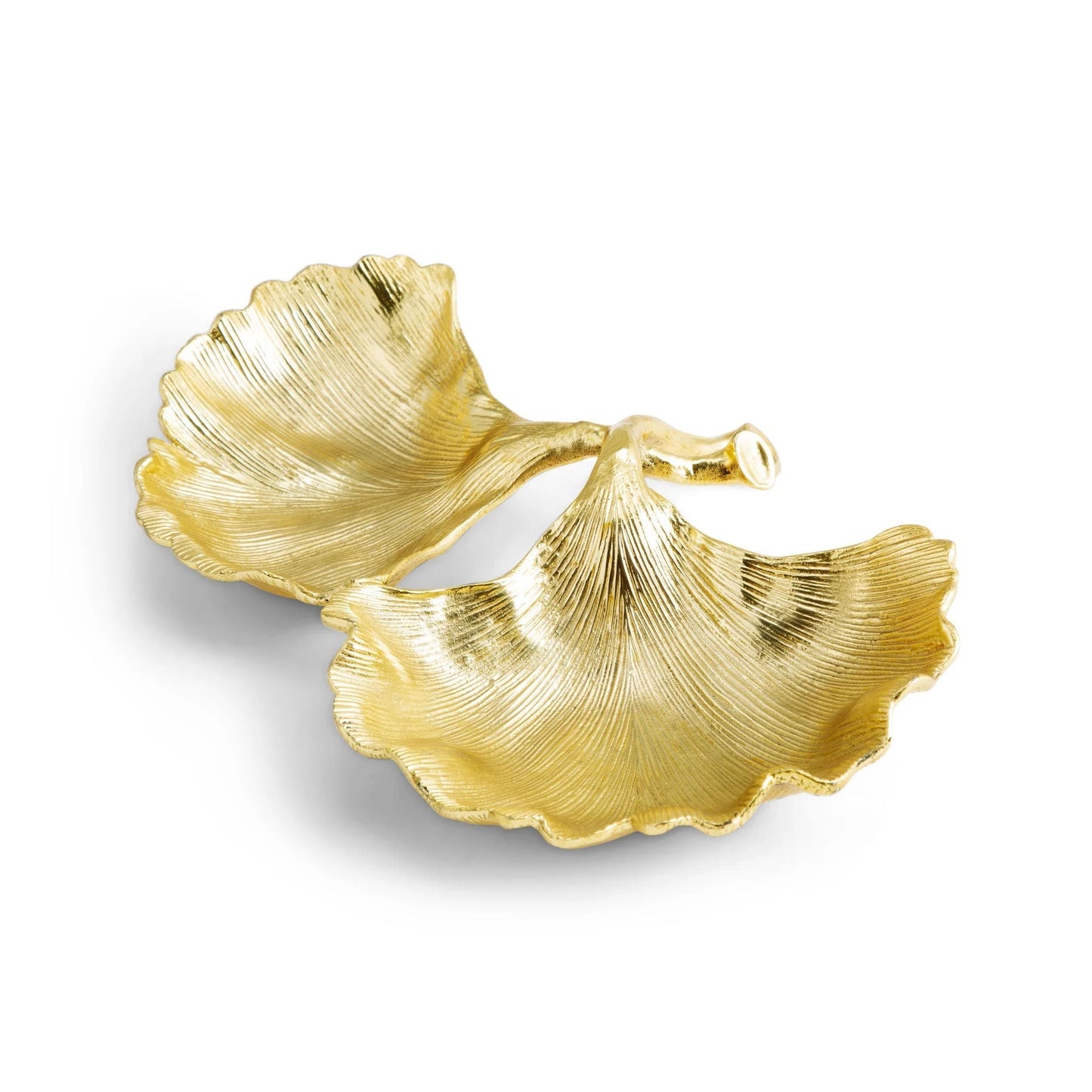 Dvojdílná servírovací miska New Leaves Ginkgo od Michael Aram, zdobená motivem listů Ginkgo, ve zlaceném provedení a čirým smaltem, Waterfall Bathrooms.
