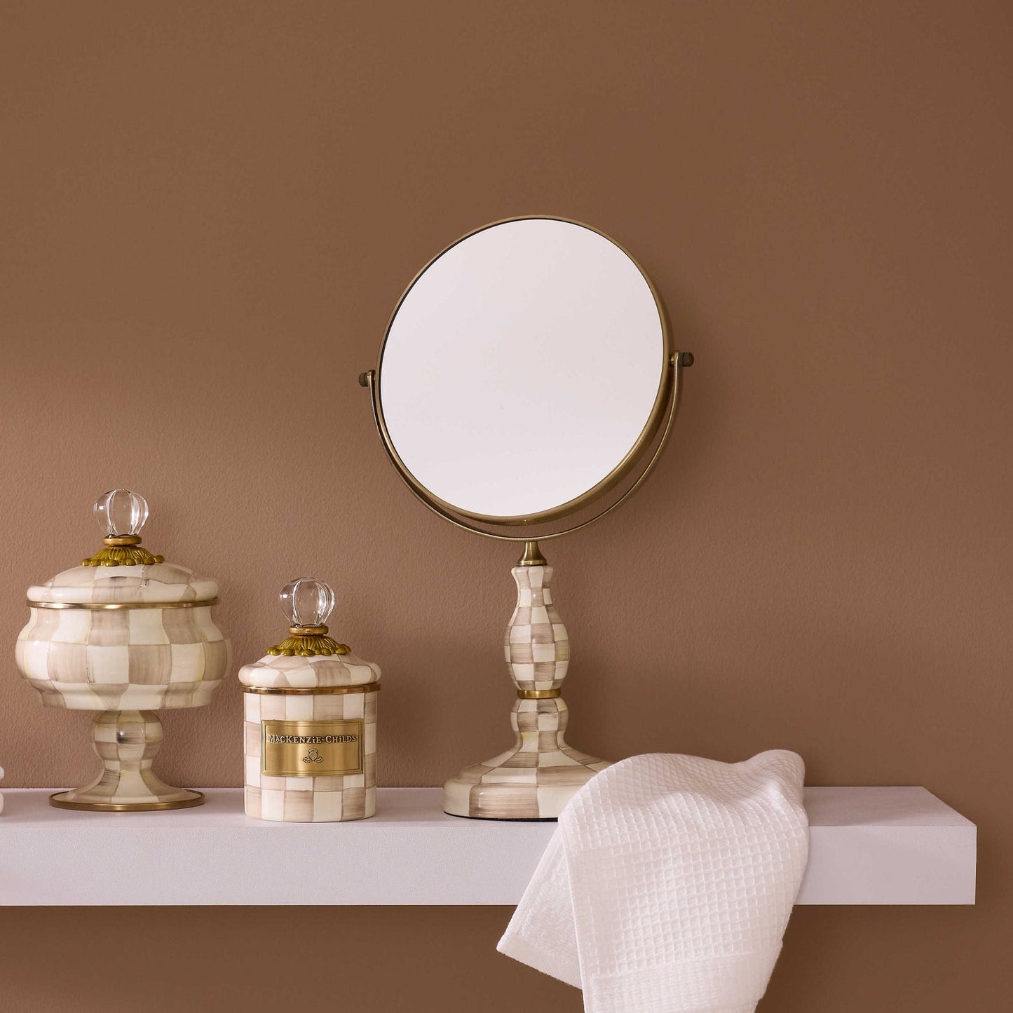 MacKenzie-Childs Kosmetické Zrcátko Mocha Check, zvětšovací zrcátko, 5x zvětšení, 39.37 cm, Waterfall Bathrooms