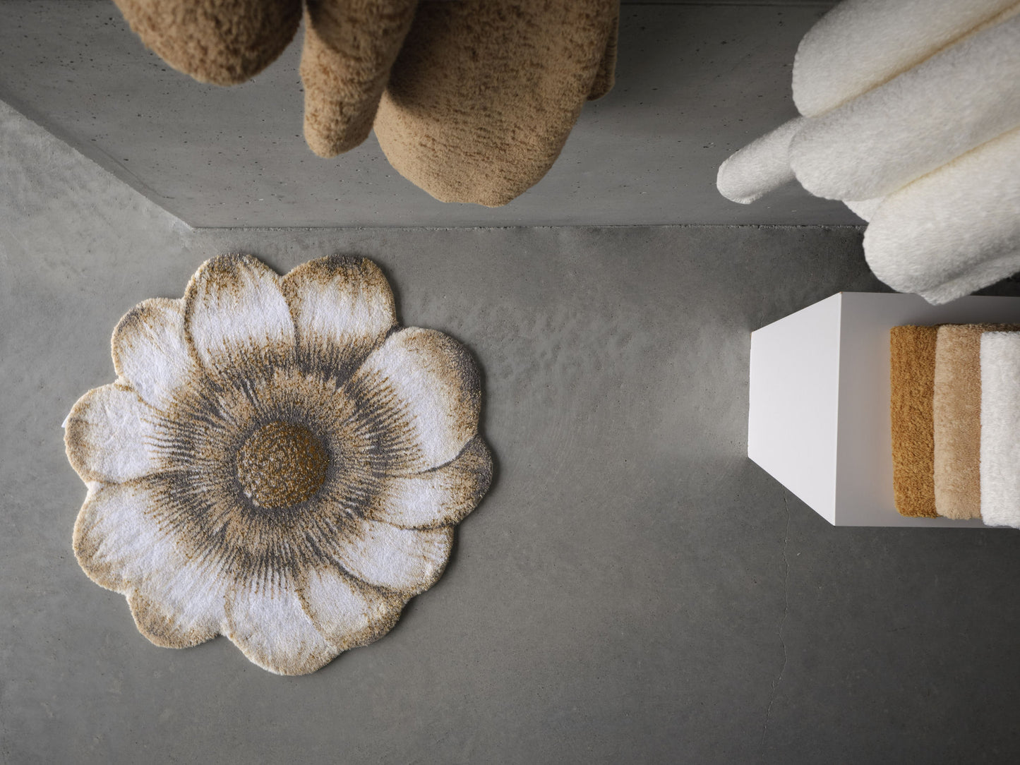 Luxusní koupelnová předložka MAGNOLIA od Abyss & Habidecor