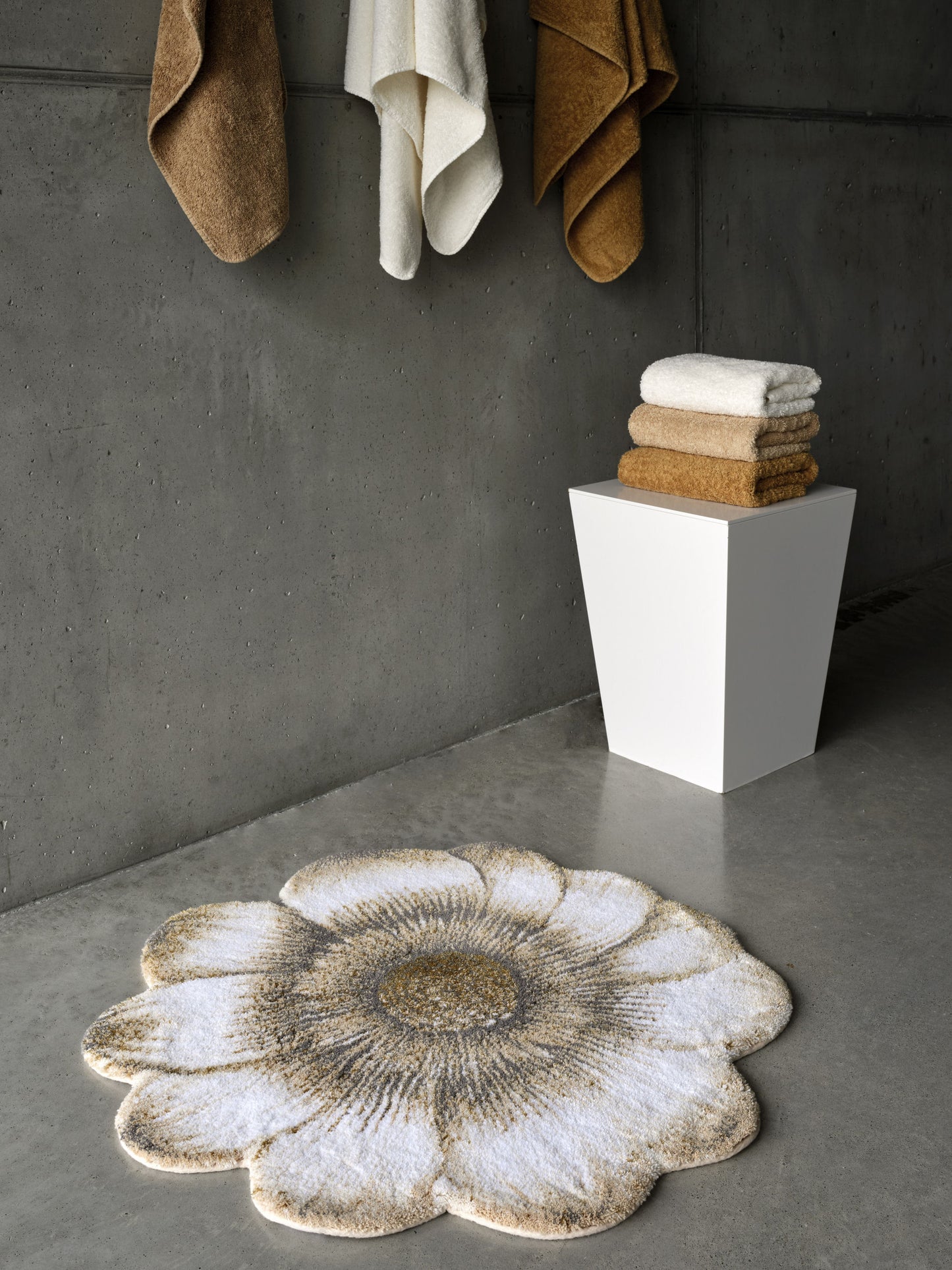 Luxusní koupelnová předložka MAGNOLIA od Abyss & Habidecor