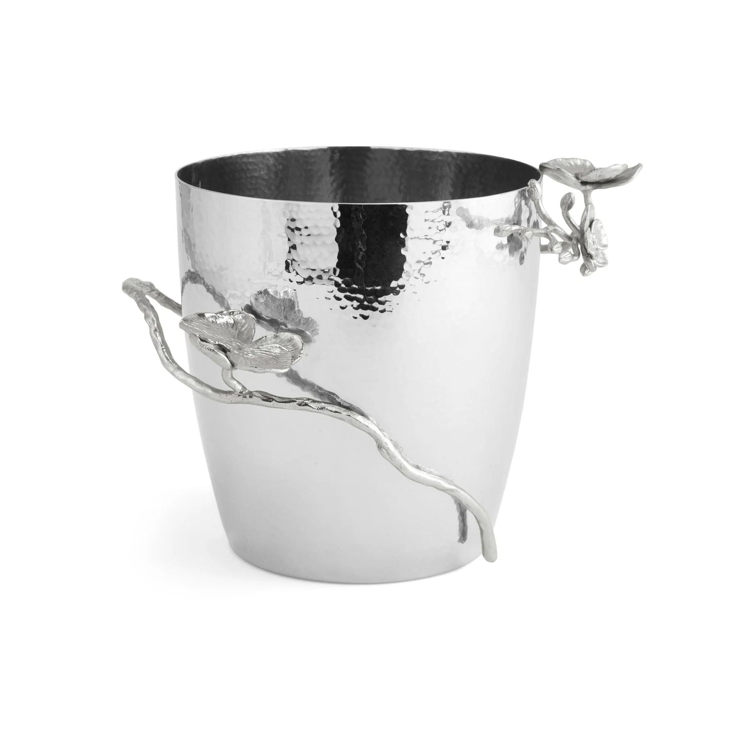 Kyblík na šampaňské White Orchid od Michael Aram z nerezové oceli a poniklovaného kovu s motivem orchidejí, Waterfall Bathrooms.
