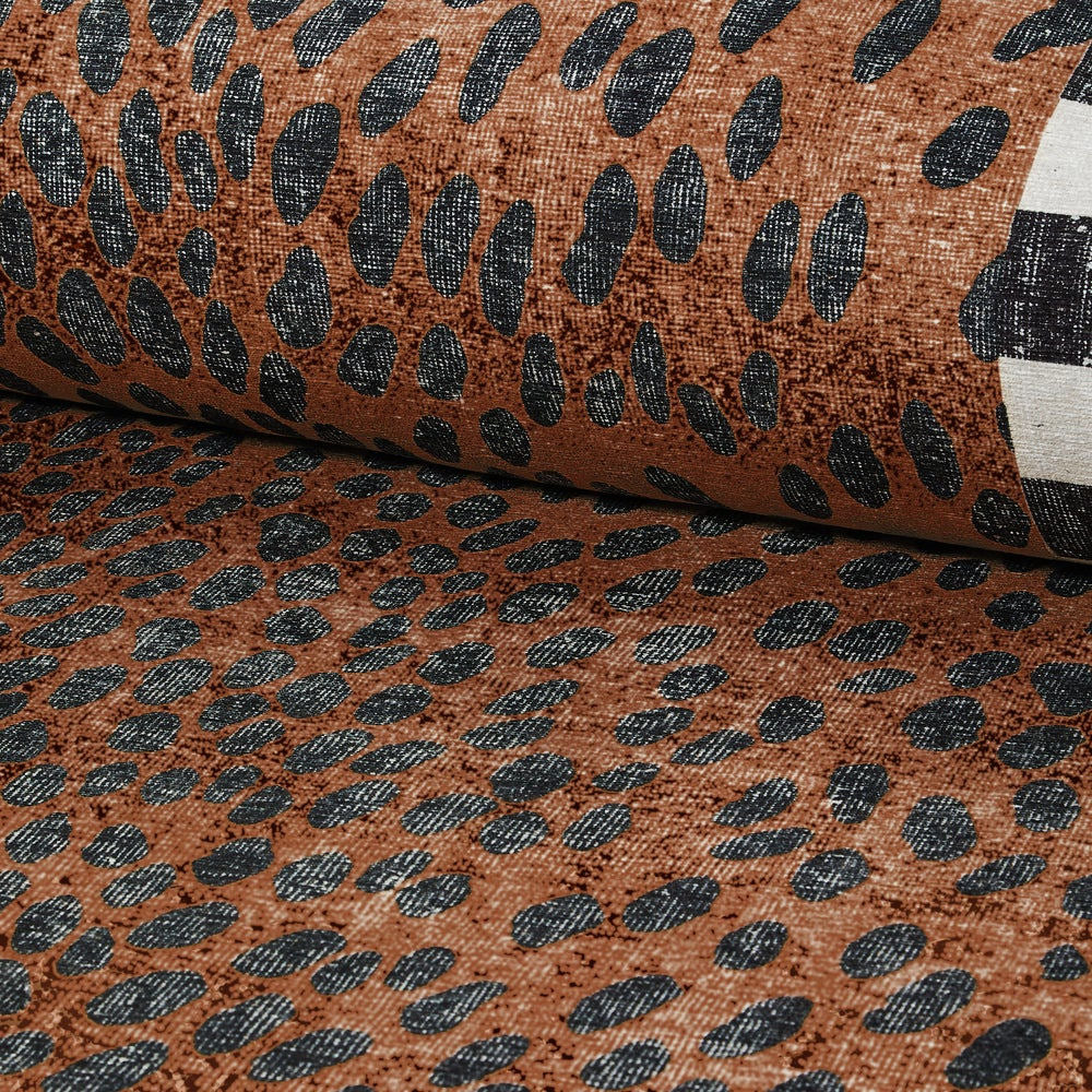 Luxusní pratelný osmihranný koberec ø 180 cm MacKenzie-Childs Cheetah se zvířecím vzorem a kostkovaným lemem Waterfall Bathrooms