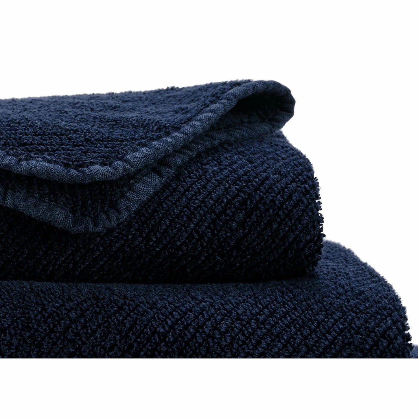 Luxusní velmi tmavě modrý ručník 314 Navy ze 100% egyptské bavlny Giza 70 s texturou Twill Waterfall Bathrooms