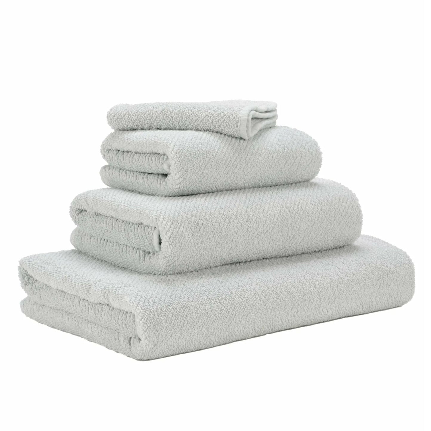Luxusní světle šedý ručník 930 Perle ze 100% egyptské bavlny Giza 70 s texturou Twill Waterfall Bathrooms