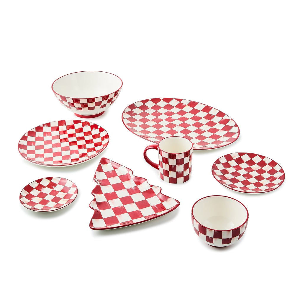 Sada 4 jídelních talířů Cherry Check od MacKenzie-Childs, kamenina, s červeným kostkovaným vzorem, Waterfall Bathrooms.
