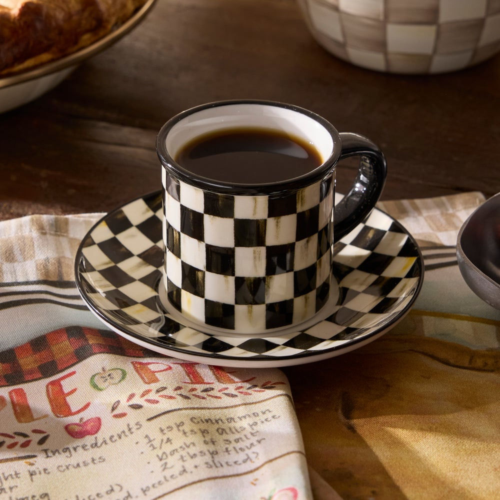 MacKenzie-Childs Sada šálků a podšálků na espresso Courtly Check, 2 ks, kamenina, černobílý vzor, 119 ml, Waterfall Bathrooms