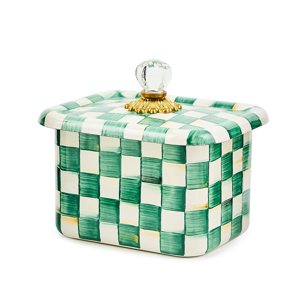 Luxusní smaltovaný box na recepty Emerald Check od značky MacKenzie-Childs vyniká elegantním smaragdově zeleným vzorem a skleněnou úchytkou - Waterfall Bathrooms