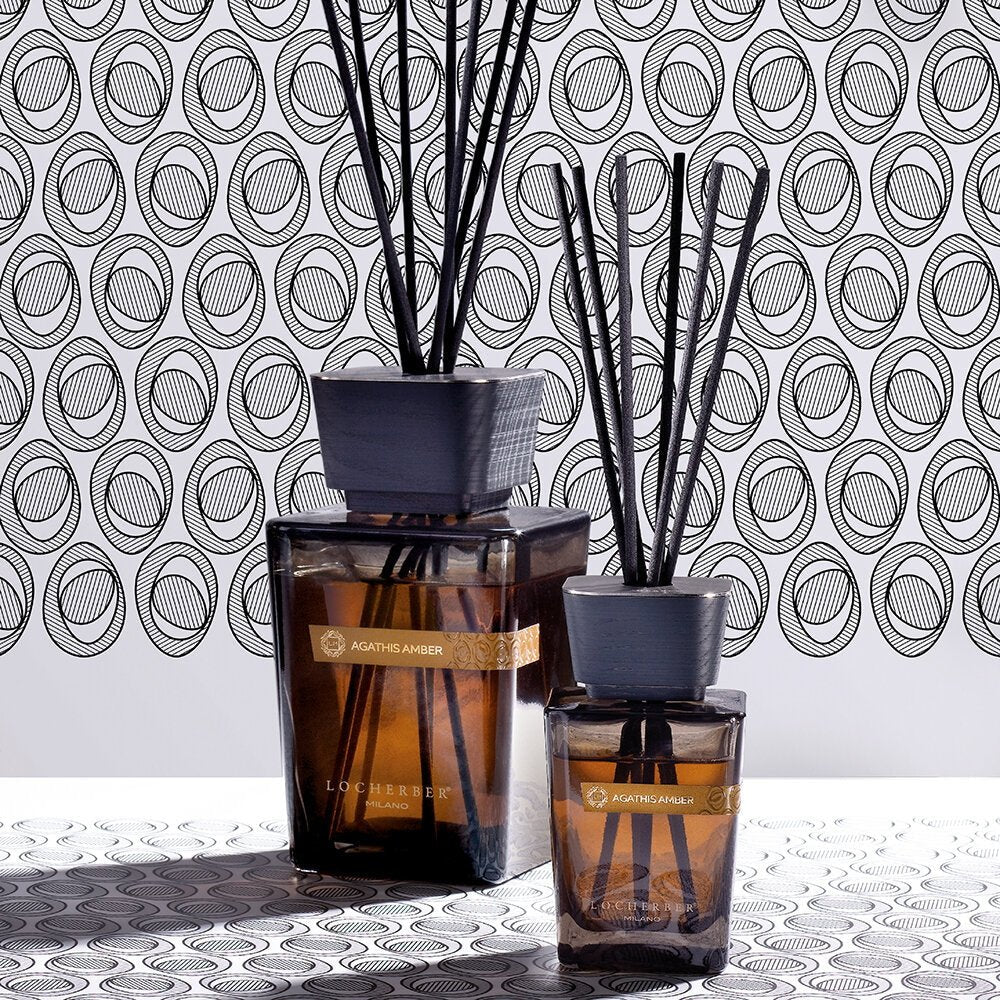 Aroma difuzér Agathis Amber od Locherber Milano, vůně ambra, vanilka, kadidlo a santalové dřevo, Waterfall Bathrooms.