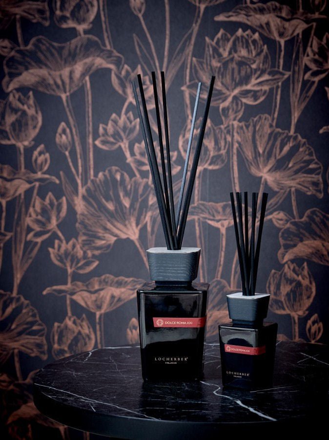 Aroma difuzér Dolce Roma XXI od Locherber Milano, vůně ananas, červené hrozny, fík a ambra, Waterfall Bathrooms.