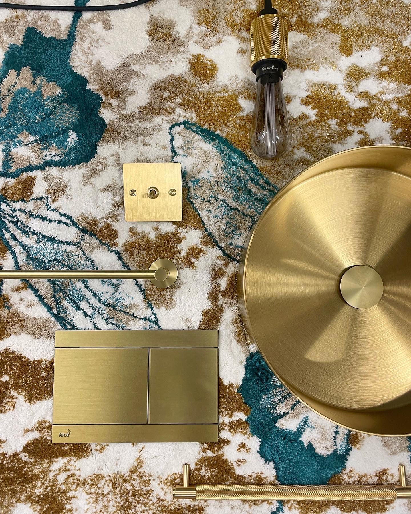 Luxury Champagne Gold Bathroom Stainless Steel Sink - |VESIMI Design| Luxury and Rustic bathrooms online