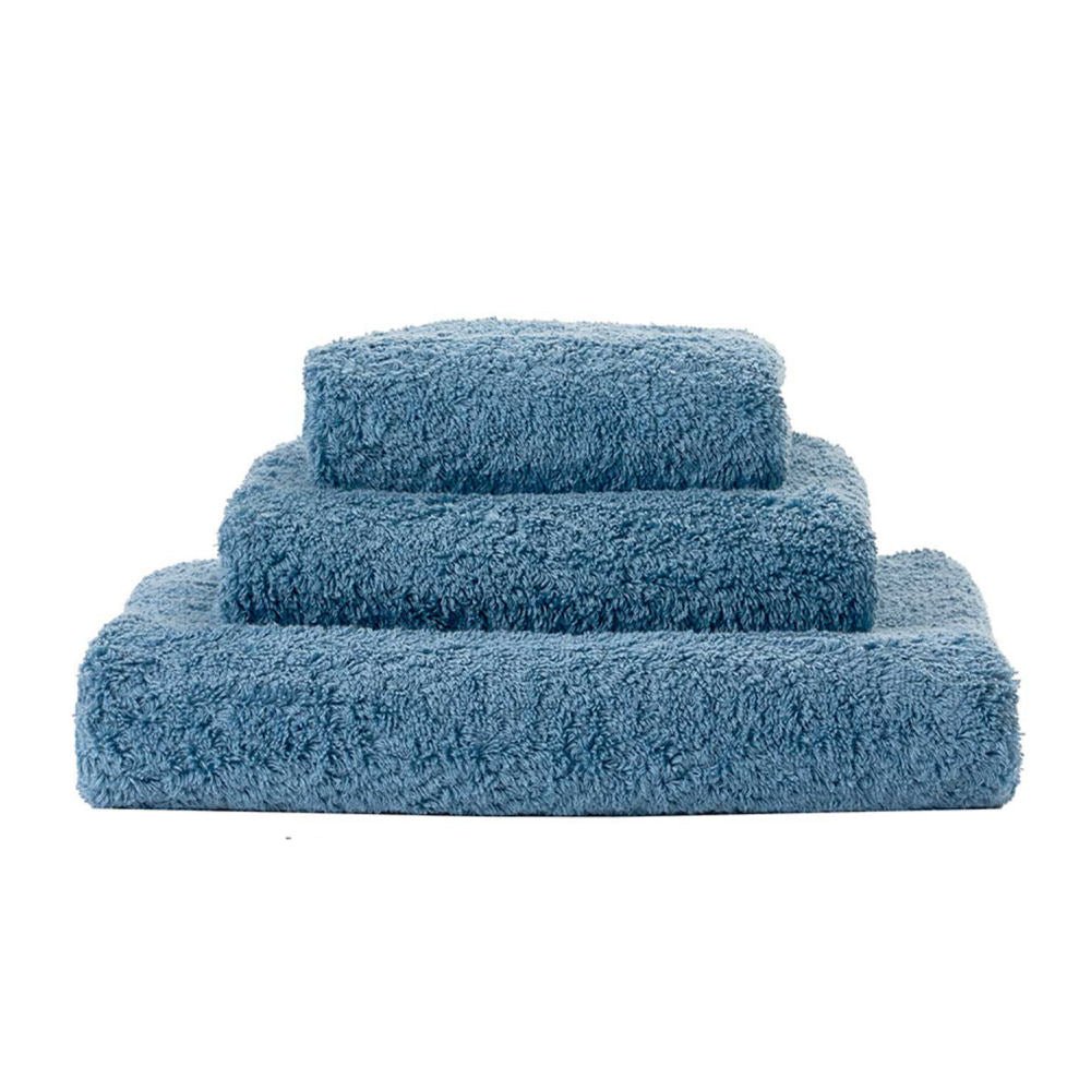 Luxusní břidlicově modrý froté ručník s vysokou gramáží Super Pile Abyss Habidecor Waterfall Bathrooms