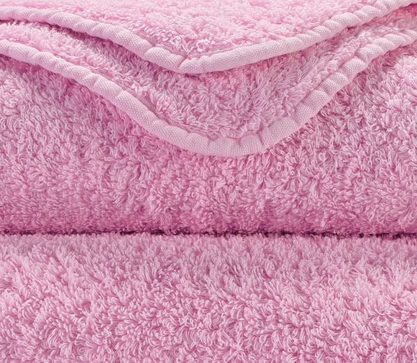 Luxusní ručník z egyptské bavlny v jemné růžové barvě Pink Lady Super Pile Abyss & Habidecor Waterfall Bathrooms