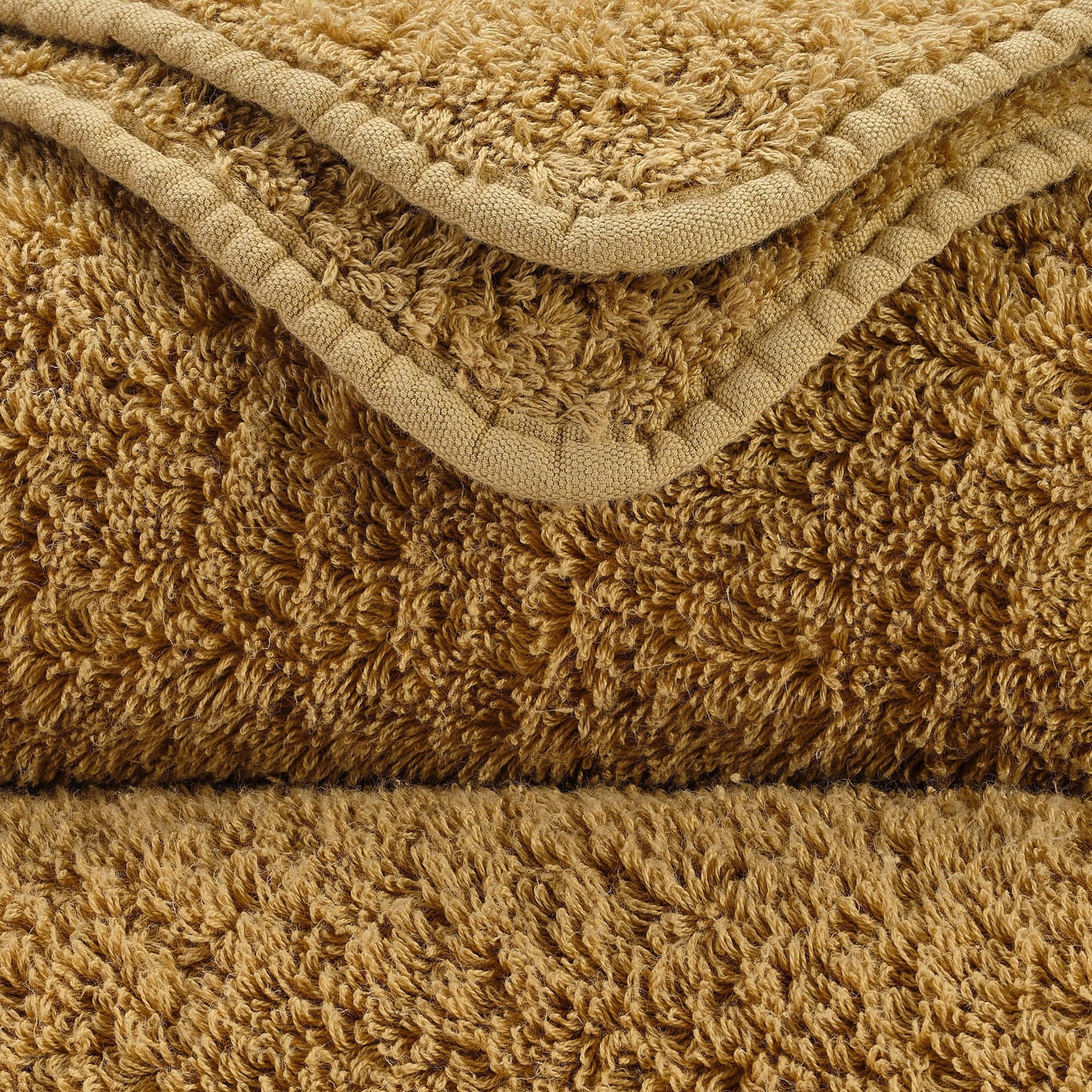 Luxusní ručník z egyptské bavlny v noblesním zlatém odstínu Gold Super Pile Abyss & Habidecor Waterfall Bathrooms