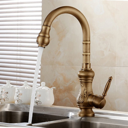 Luxusní páková dřezová baterie v antickém stylu z patinované mosazi dodá vaší kuchyni elegantní starobronzový vzhled - Waterfall Bathrooms
