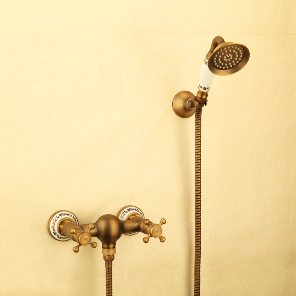 Retro nástěnná kohoutková sprchová baterie Lavande se sprchovým setem v barvě antický bronz Waterfall Bathrooms