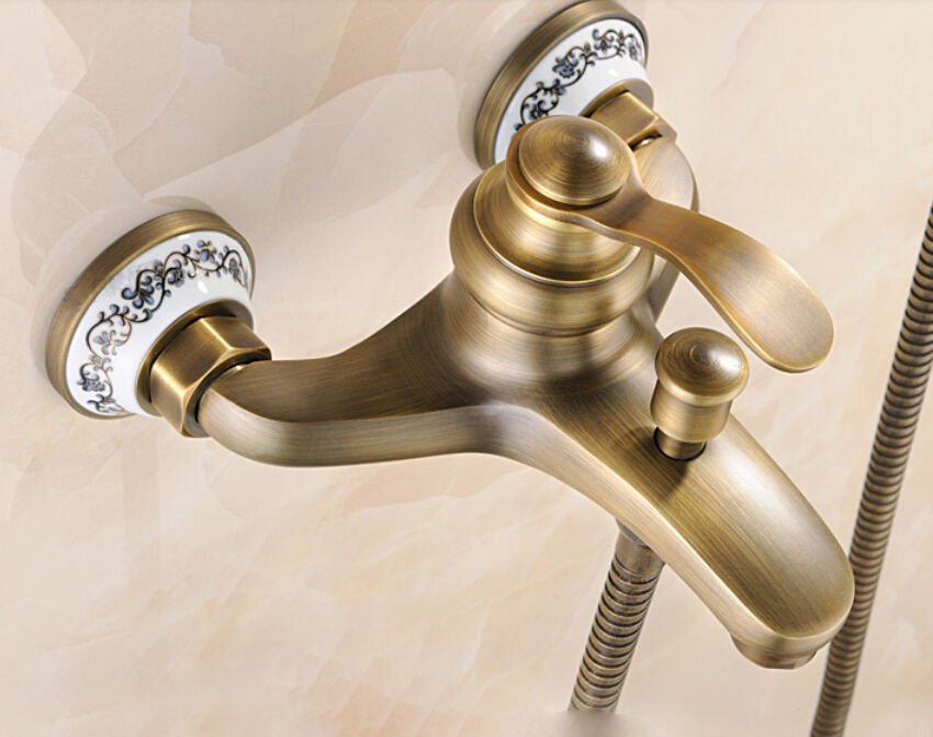 Nástěnná retro páková vanová baterie Lavande se sprchovým setem a keramickým dekorem v barvě antický bronz Waterfall Bathrooms