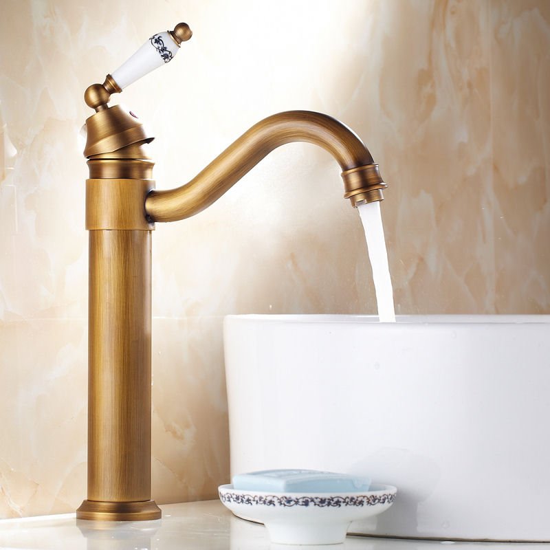 Vysoká retro umyvadlová baterie Lavande k umyvadlu na desku v barvě antický bronz Waterfall Bathrooms
